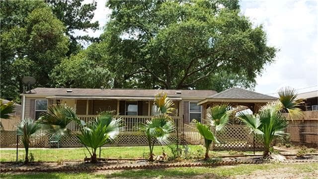 13289 FM Rd 2432 in Willis, TX - Foto de edificio - Building Photo