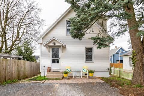 348 E Derry Rd in Hershey, PA - Building Photo - Building Photo