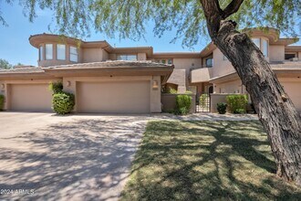 15240 N Clubgate Dr in Scottsdale, AZ - Building Photo - Building Photo