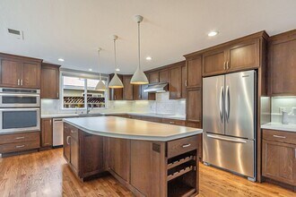 586 Pomeroy Ave in Santa Clara, CA - Building Photo - Building Photo