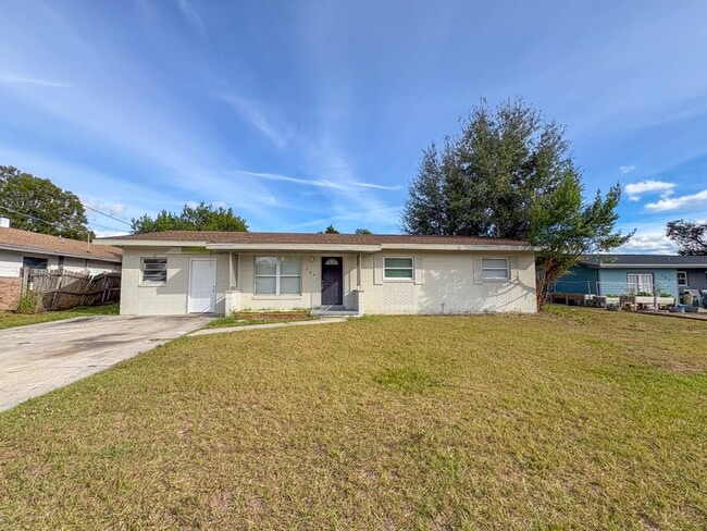 property at 284 17th St NE