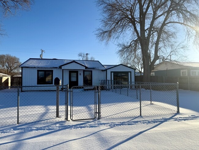 4907 37th St in Lubbock, TX - Building Photo - Building Photo