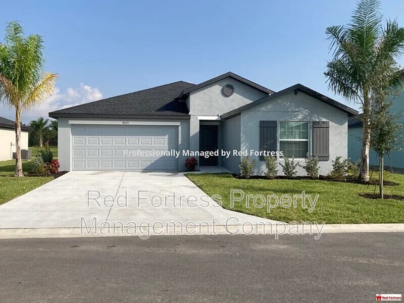 4215 Villa Rapallo Way in North Fort Myers, FL - Building Photo