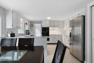 20 Bakers Hill Rd in Weston, MA - Building Photo - Building Photo