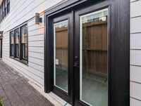 2306 Addison Rd photo'