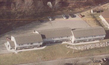 Hillside Apartments in Sault Ste. Marie, MI - Building Photo - Building Photo