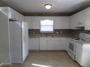 6321 Winona St in Panama City, FL - Building Photo - Building Photo