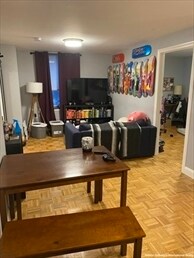 99 W 4th St, Unit 1A in Boston, MA - Building Photo - Building Photo