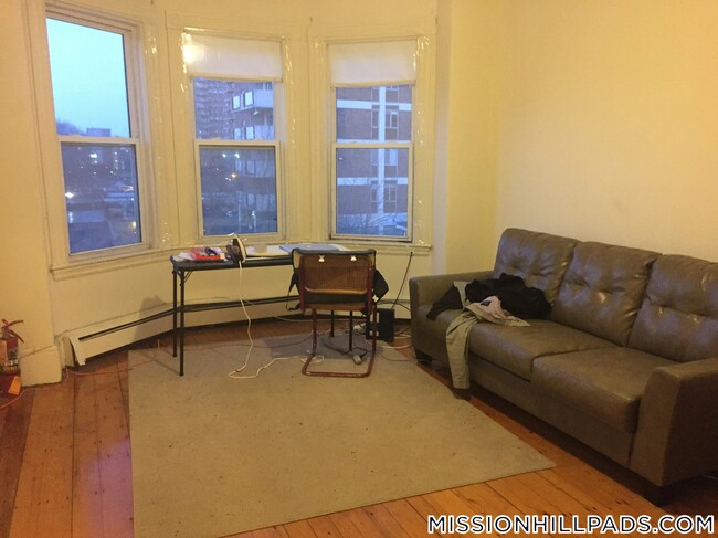 property at 1574 Tremont St