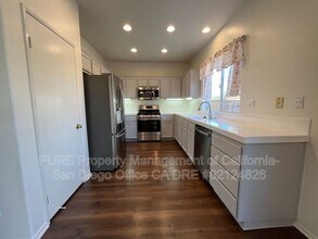 535 Island Breeze Ln in San Diego, CA - Building Photo - Building Photo