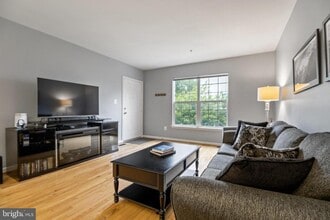 11349 King George Dr in Silver Spring, MD - Building Photo - Building Photo