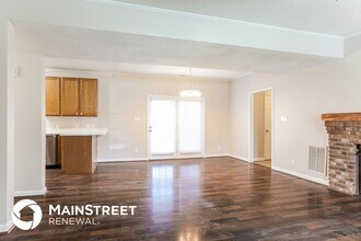 223 Crestview Dr in Durham, NC - Building Photo - Building Photo