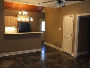 108 Padre Dr in Broussard, LA - Building Photo - Building Photo