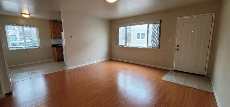 1642 Queen Charlotte Dr in Sunnyvale, CA - Building Photo