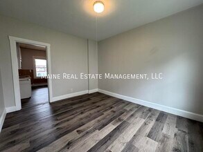 172 College Ave in Waterville, ME - Building Photo - Building Photo