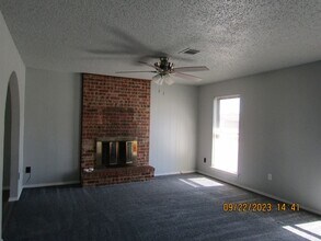 6909 SW Bainbridge Ave in Lawton, OK - Building Photo - Building Photo