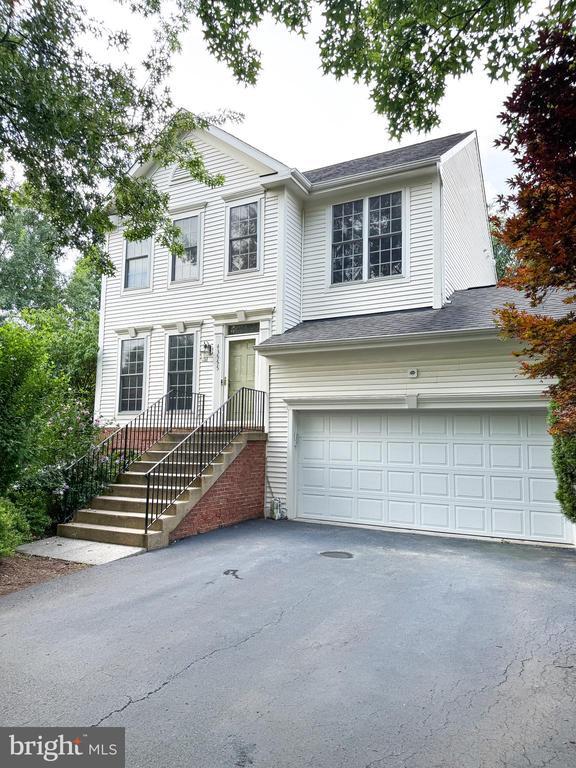 property at 43555 Hyland Hills St