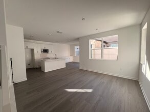 2643 E Hyde Pso in Ontario, CA - Building Photo - Building Photo