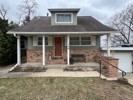 136 14th St NE in Rochester, MN - Building Photo