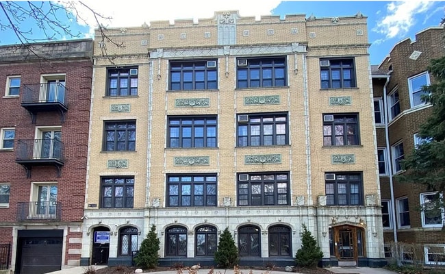 1127 W Farwell Ave, Unit apt 1a