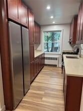 61-21 185th St in Queens, NY - Building Photo - Building Photo