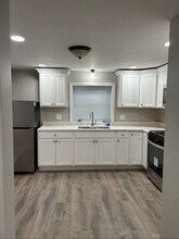 1039 David Dr, Unit 1E in Bensenville, IL - Building Photo - Building Photo