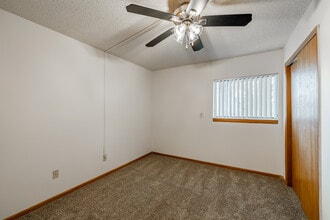 Marina Point Apartments in Wichita, KS - Foto de edificio - Interior Photo