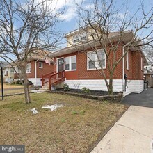 22 W 6th Ave in Runnemede, NJ - Building Photo - Building Photo