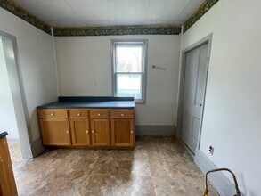 501 Ave B in Danville, IL - Building Photo - Building Photo