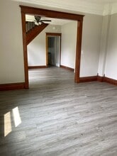 231 44th St in Moline, IL - Foto de edificio - Building Photo