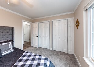 2068 Fernwood Dr in Colorado Springs, CO - Building Photo - Building Photo