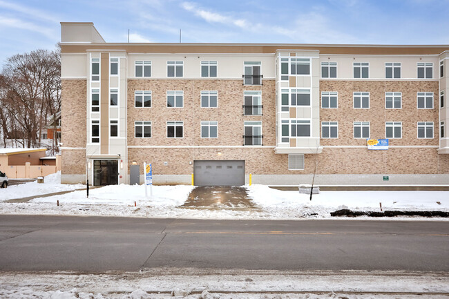 Reserve at Hackett in Albany, NY - Building Photo - Building Photo