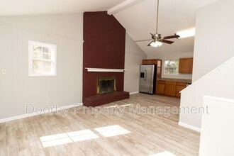 6619 Fairview Rd in Hixson, TN - Building Photo - Building Photo