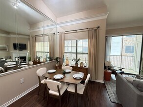 6607 Brodie Ln in Austin, TX - Building Photo - Building Photo