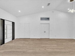 2928 SE Bella Rd in Port St. Lucie, FL - Building Photo - Building Photo