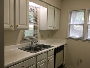 2811 Edridge Ct in Raleigh, NC - Building Photo - Building Photo