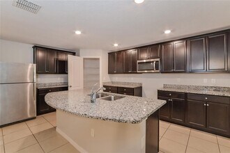 1700 Gopher Tree St in Mascotte, FL - Building Photo - Building Photo