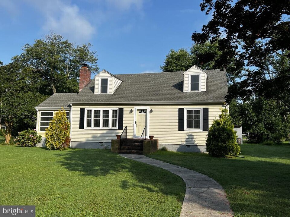 413 Arbor Pl in Easton, MD - Building Photo