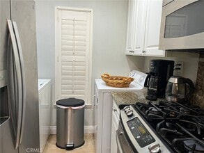 142 Orange Blossom, Unit #112 in Irvine, CA - Foto de edificio - Building Photo