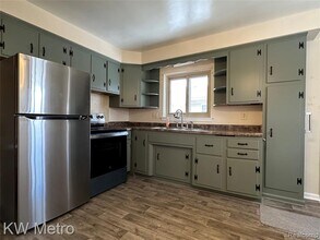 21624 Winshall St in St. Clair Shores, MI - Building Photo - Building Photo