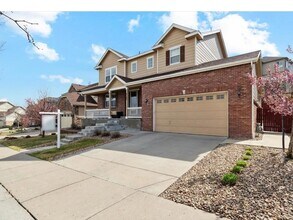 6182 S Jackson Gap Ct in Aurora, CO - Foto de edificio - Building Photo