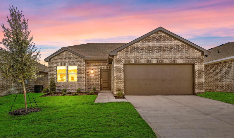 2608 Ontario Dr in Seagoville, TX - Building Photo