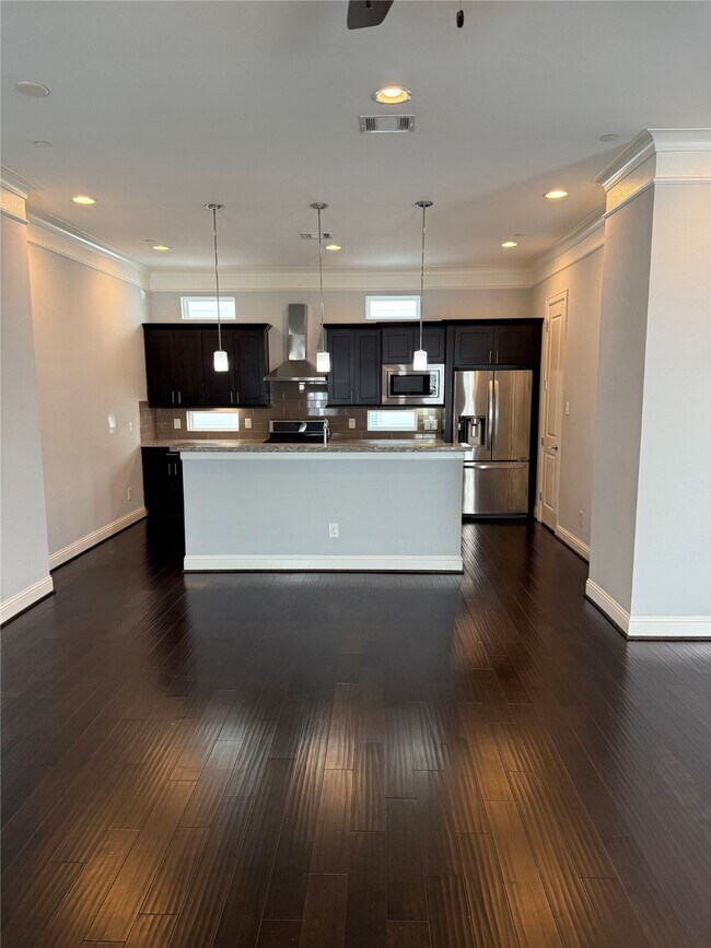 property at 2522 Hutchins St