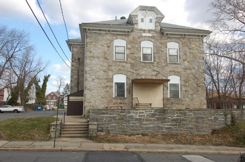 29 E Logan Ave in Glenolden, PA - Building Photo