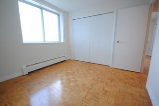 199 Holland Ave. in Ottawa, ON - Building Photo - Building Photo