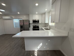 1520 Jonathan Pl in Santa Maria, CA - Building Photo - Building Photo