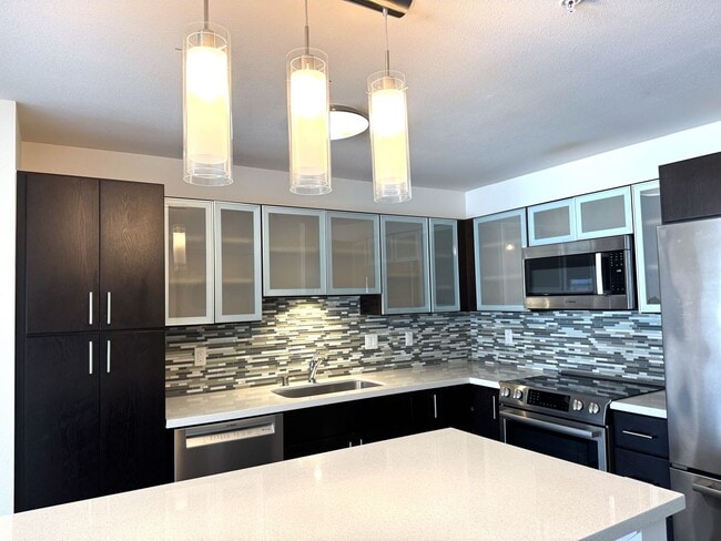 property at 400 Keawe St