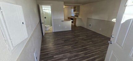 348 Division St in Klamath Falls, OR - Building Photo - Building Photo
