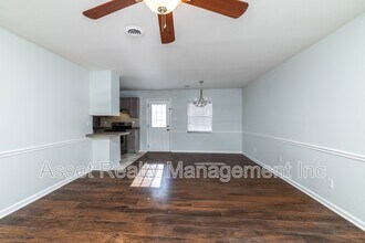 928 Chip Cove Ln in Knoxville, TN - Building Photo - Building Photo