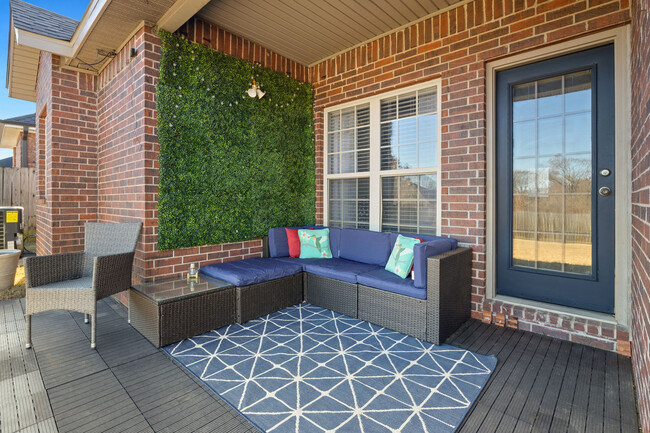 501 SW Duke Ave in Bentonville, AR - Building Photo - Building Photo
